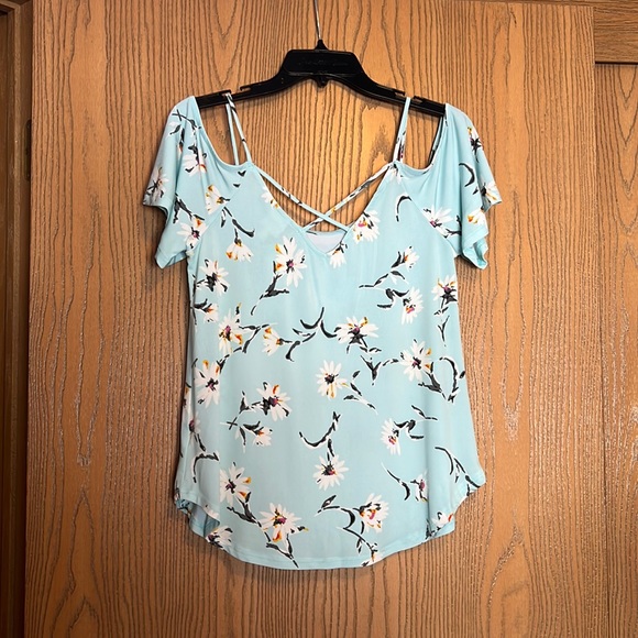 Kaileigh Valette Back Detail Knit Tank Top - Picture 2 of 4